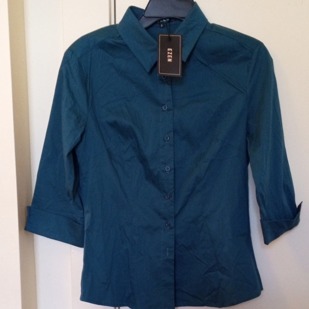 Brand New Teal Button-Up Shirt